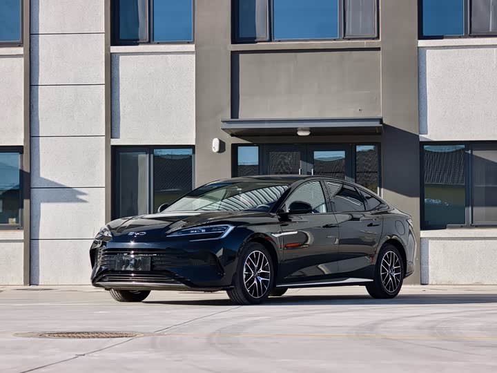 Фото 1 - BYD Seal