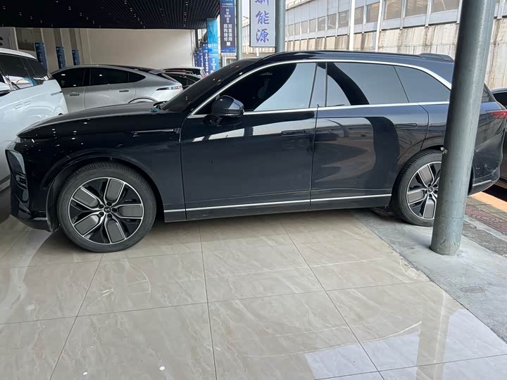 Фото 3 - XPeng G9