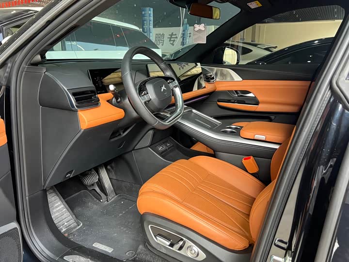 Фото 4 - XPeng G9