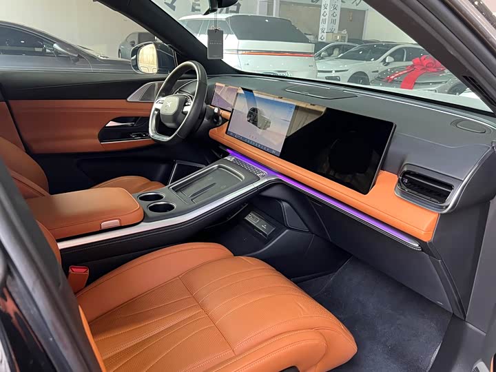 Фото 7 - XPeng G9