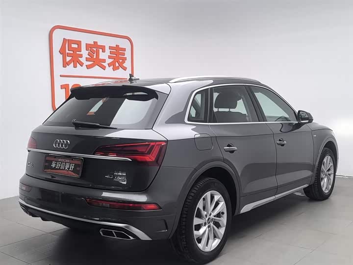 Фото 2 - Audi Q5L
