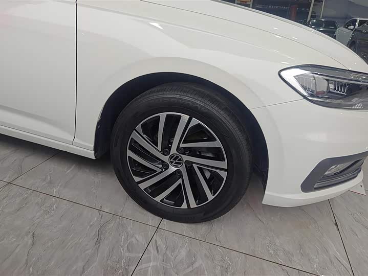 Фото 6 - Volkswagen Lavida