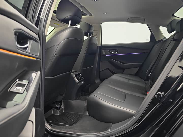 Фото 8 - Honda Accord