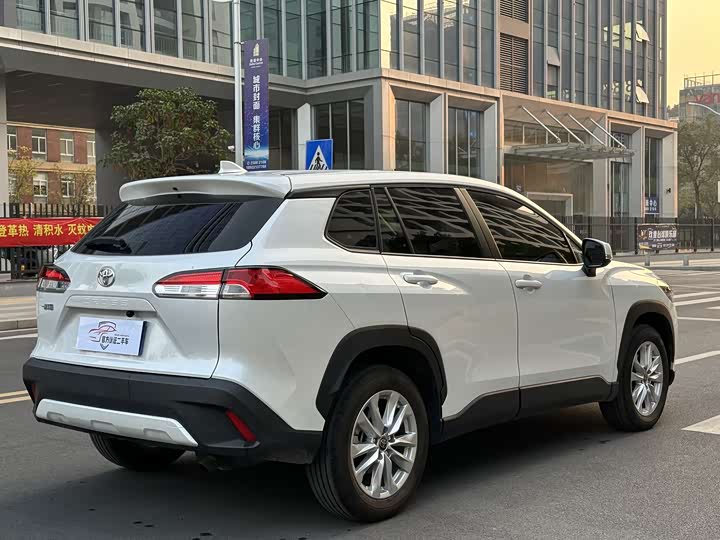 Фото 4 - Toyota Corolla Cross