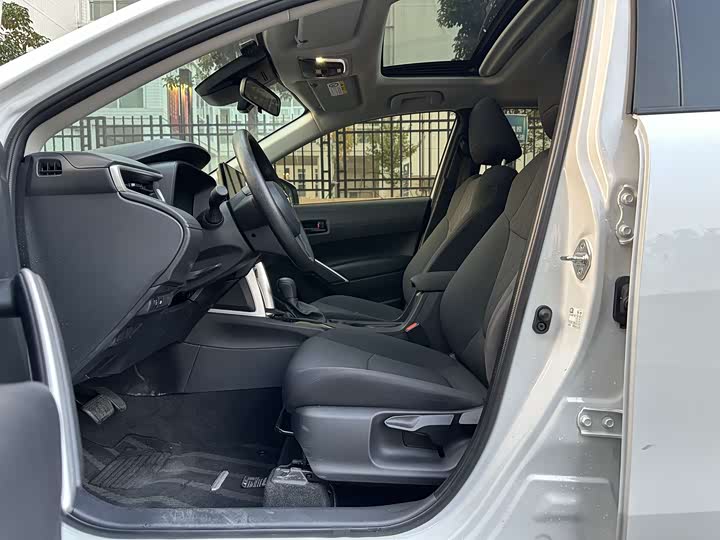 Фото 9 - Toyota Corolla Cross