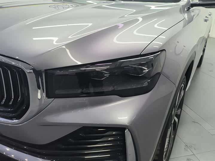 Фото 5 - Geely Monjaro