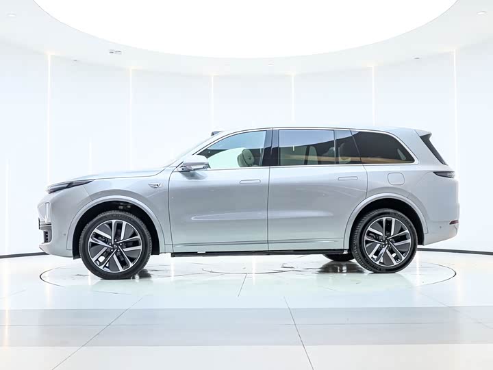 Фото 2 - LiXiang L9