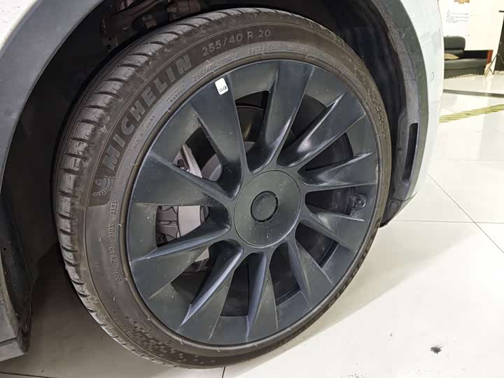 Фото 5 - Tesla Model Y