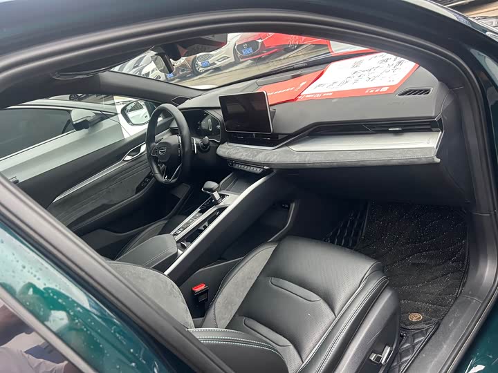 Фото 9 - Geely Preface