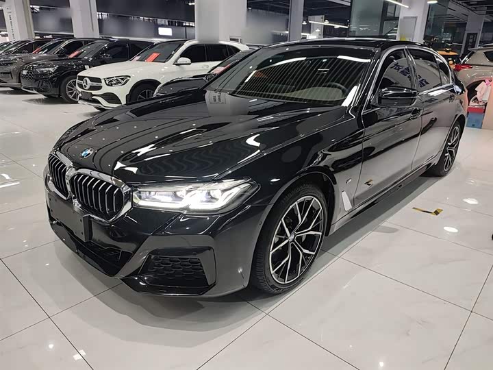 Фото 1 - BMW 5 Series