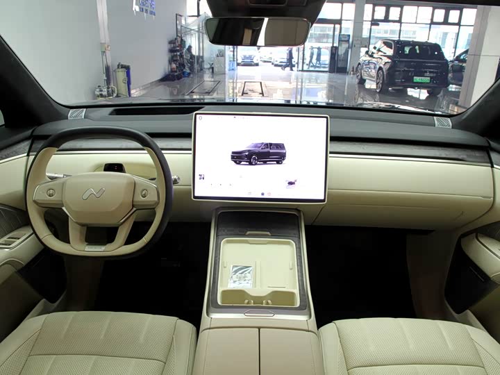 Фото 5 - Nio Onvo L90