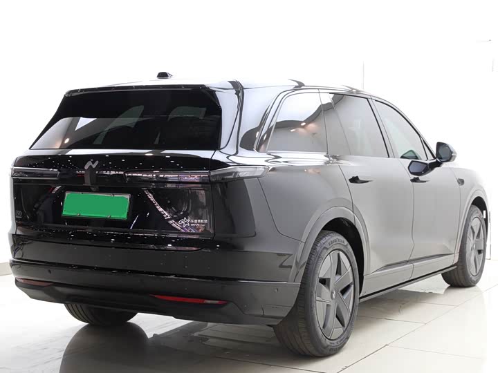 Фото 9 - Nio Onvo L90