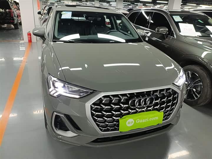 Фото 3 - Audi Q3