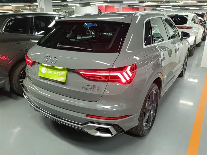 Фото 7 - Audi Q3