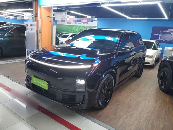 Фото 2 - LiXiang L8