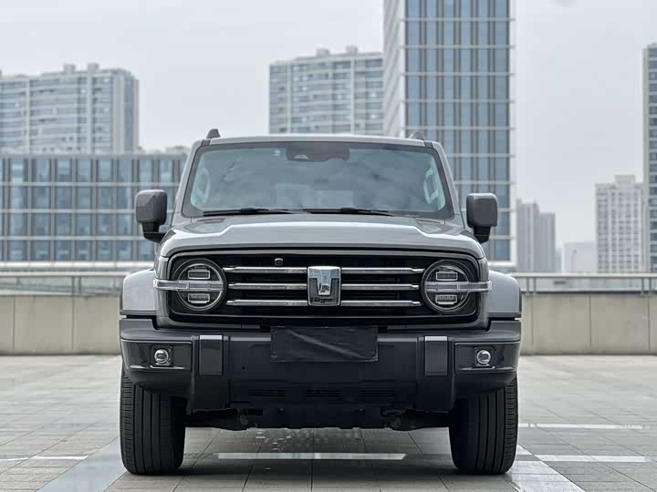 Фото 2 - Tank 300