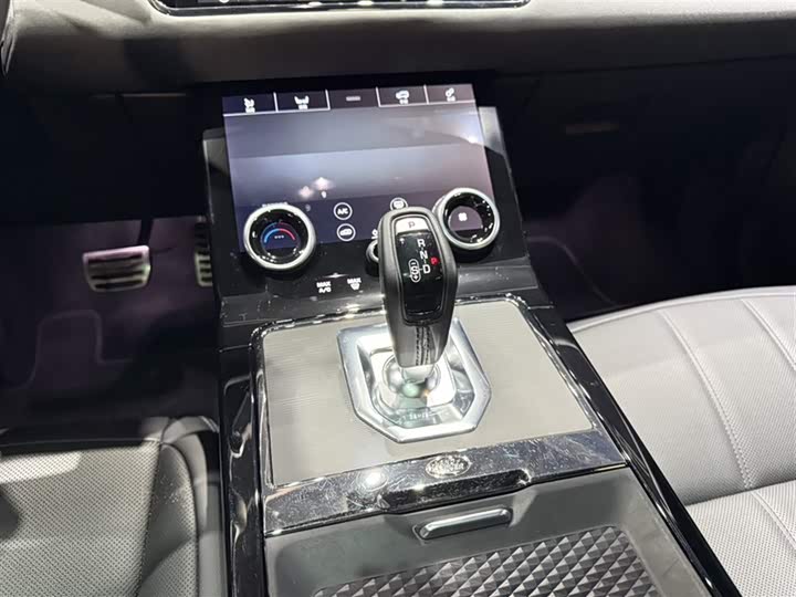 Фото 7 - Land Rover Range Rover Evoque L