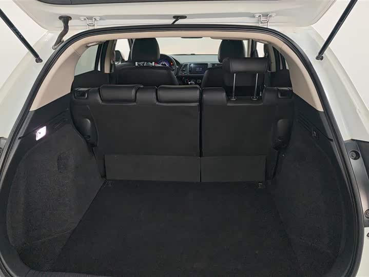 Фото 4 - Honda Vezel