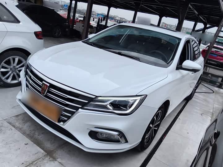 Фото 2 - Roewe i5