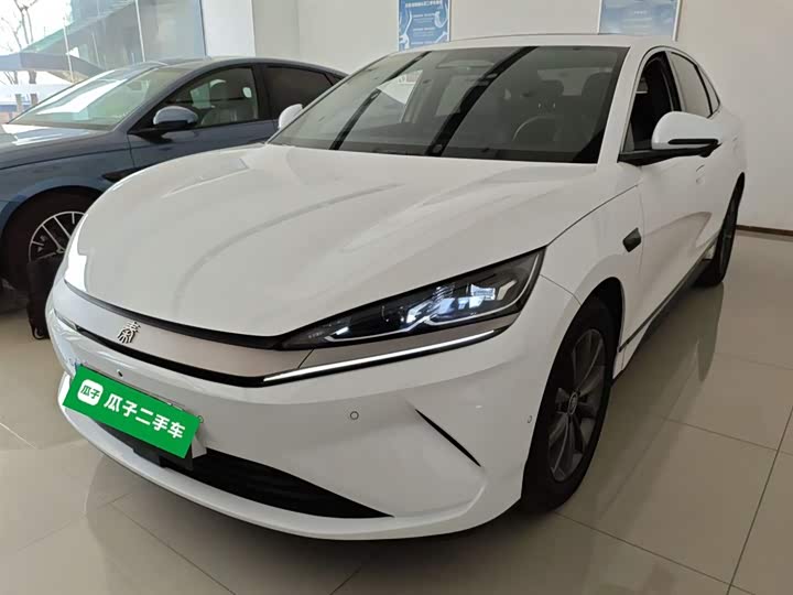 Фото 1 - BYD Qin L