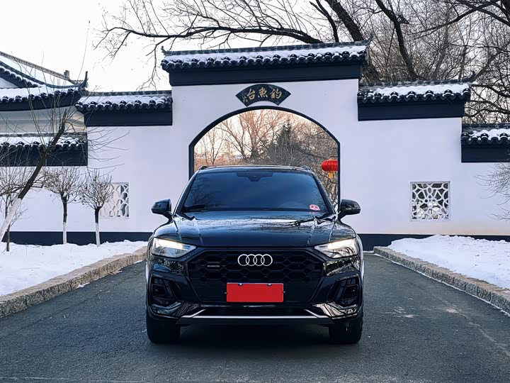 Фото 3 - Audi Q5L