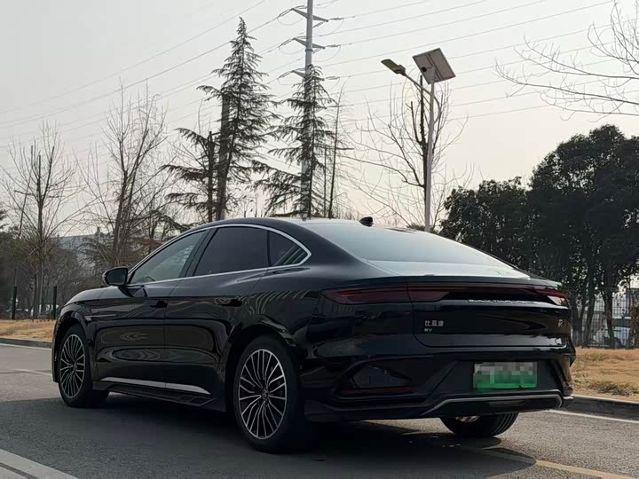 Фото 4 - BYD Han