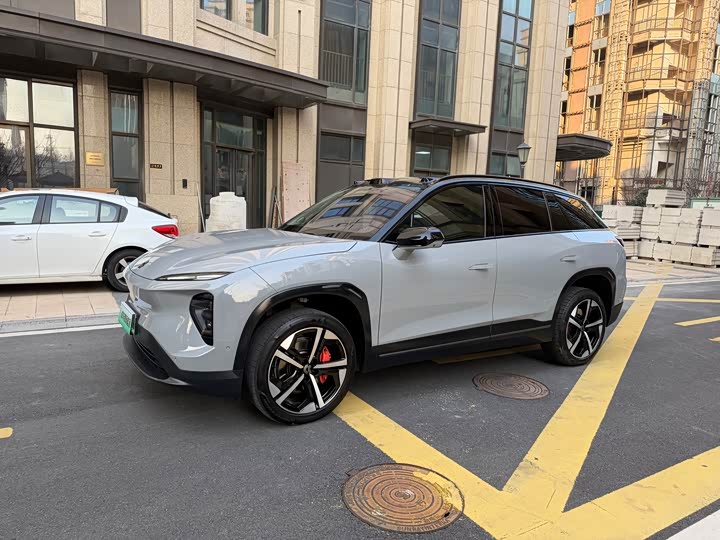 Фото 1 - Nio ES7