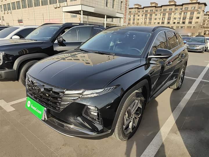 Фото 2 - Hyundai Tucson L