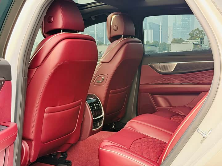 Фото 9 - Cadillac CT6