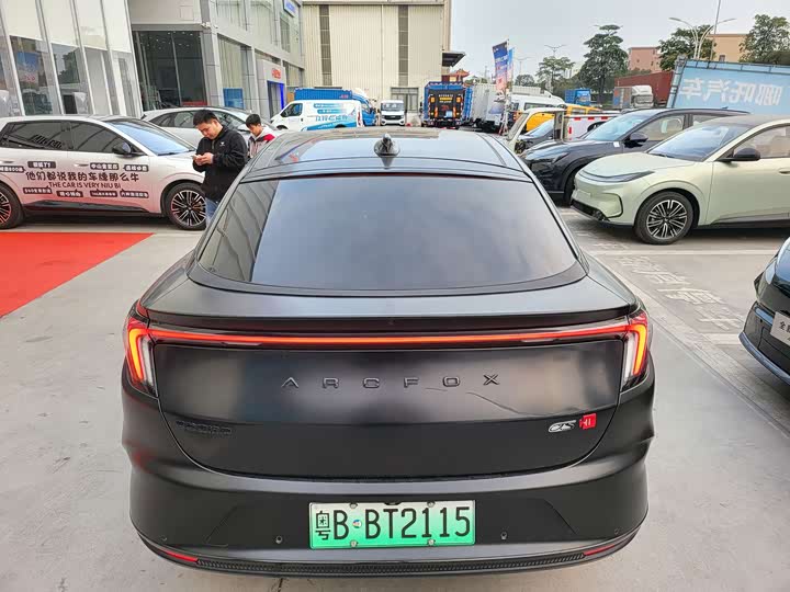 Фото 3 - BAIC Arcfox Alpha S