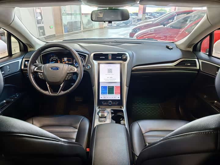 Фото 8 - Ford Mondeo