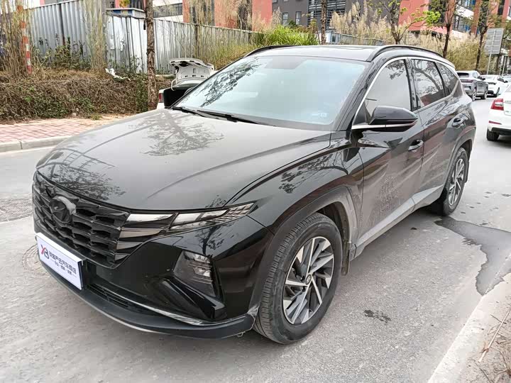 Фото 1 - Hyundai Tucson L