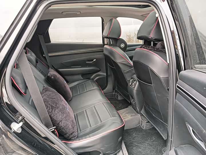 Фото 8 - Hyundai Tucson L