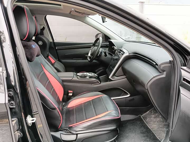 Фото 9 - Hyundai Tucson L