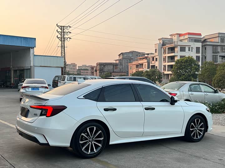 Фото 7 - Honda Integra