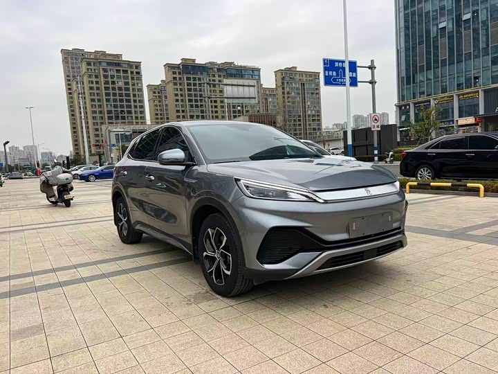 Фото 3 - BYD Yuan Plus