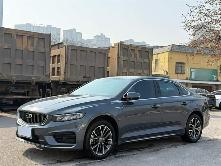 Фото 2 - Geely Preface