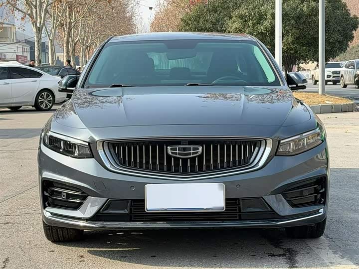 Фото 3 - Geely Preface