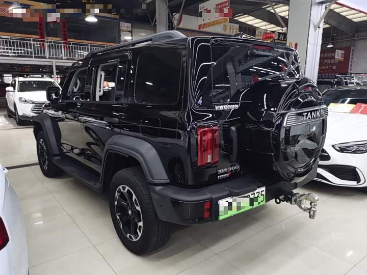 Фото 5 - Tank 300 Hybrid