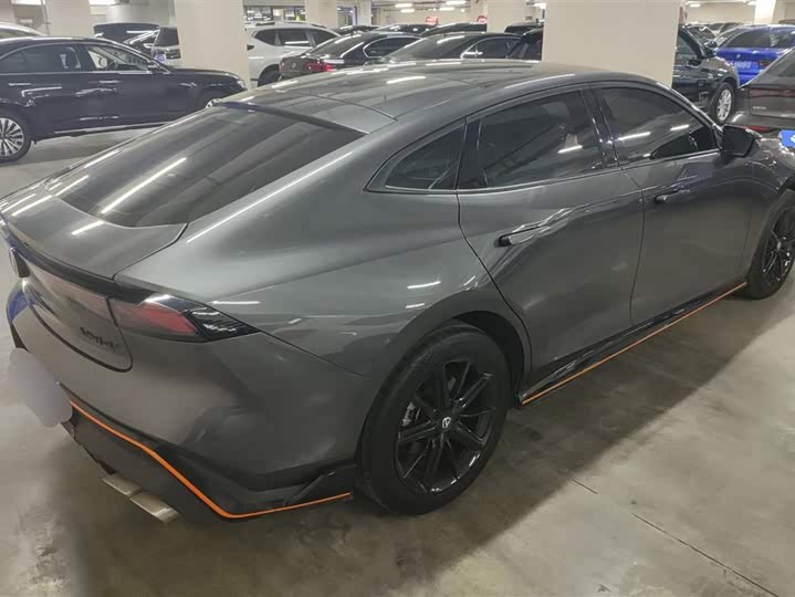 Фото 3 - Changan UNI-V