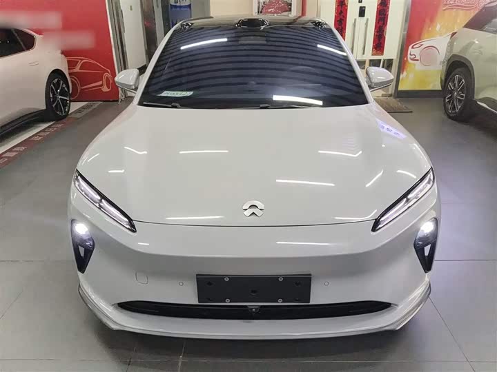 Фото 3 - Nio ET5