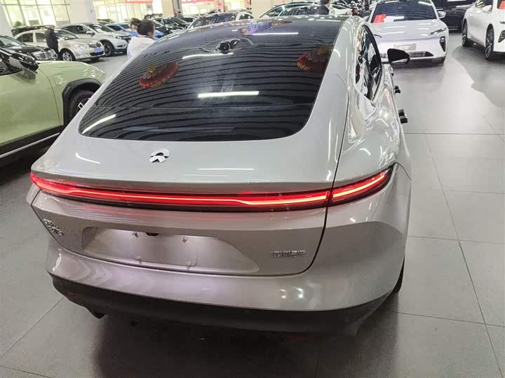 Фото 6 - Nio ET5