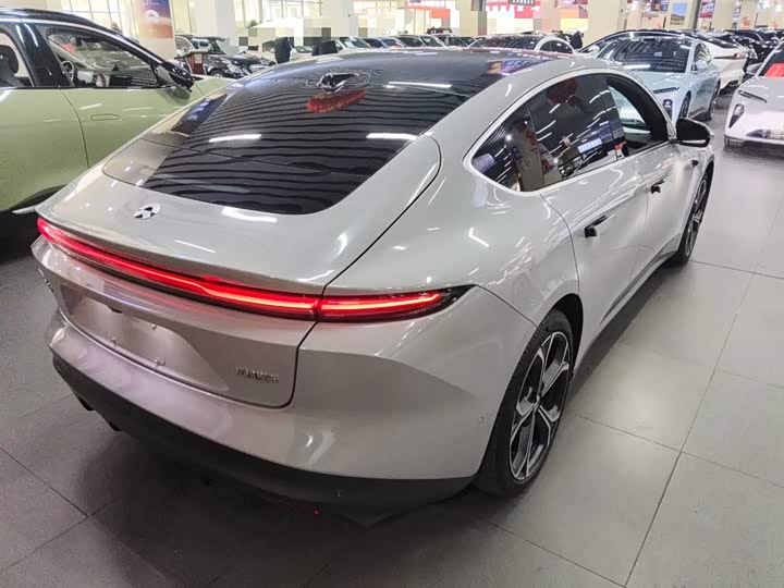 Фото 7 - Nio ET5