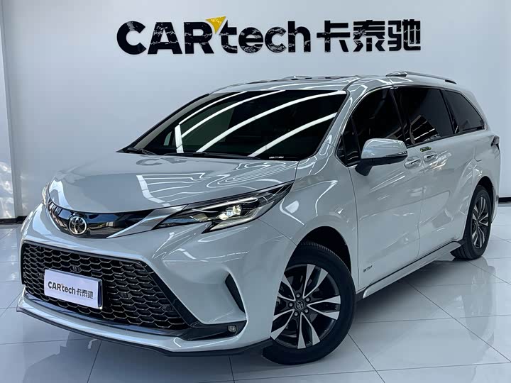 Фото 1 - Toyota Granvia