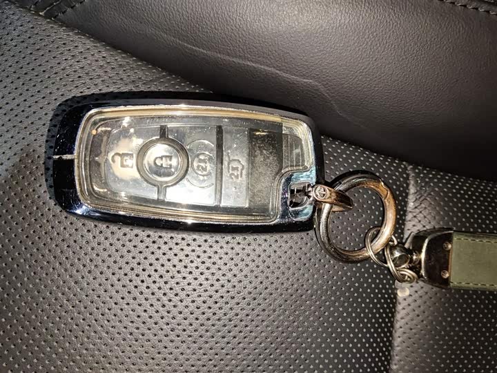 Фото 9 - Lincoln Corsair