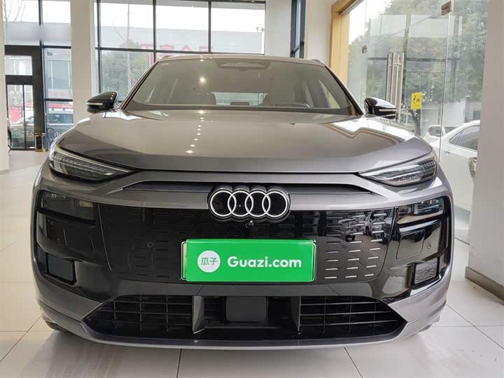 Фото 3 - Audi Q6L e-tron