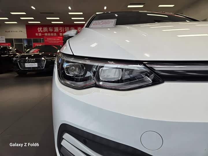 Фото 9 - Volkswagen Golf