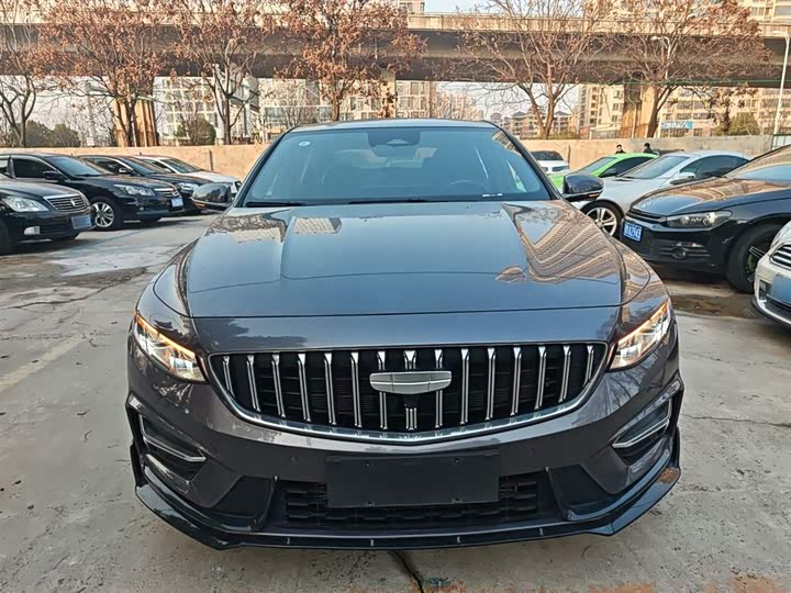 Фото 3 - Geely Preface