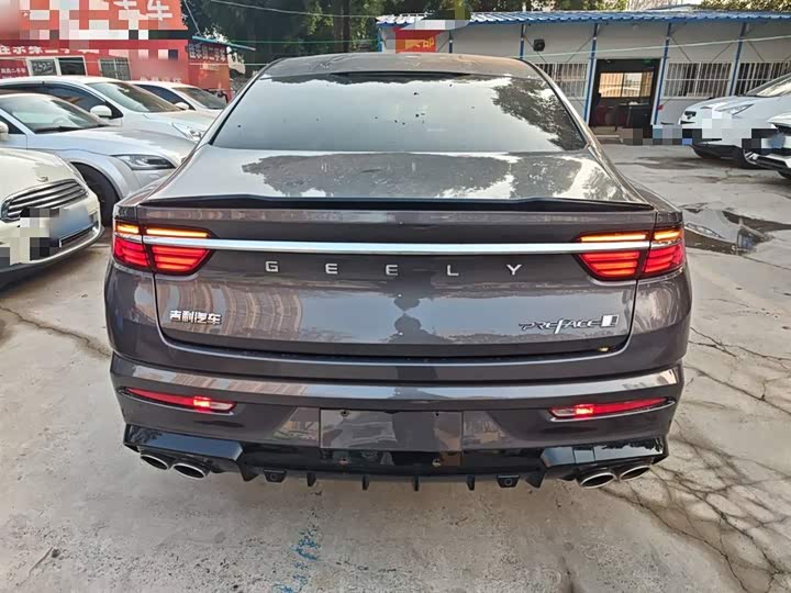 Фото 6 - Geely Preface
