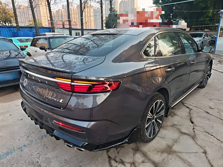 Фото 7 - Geely Preface